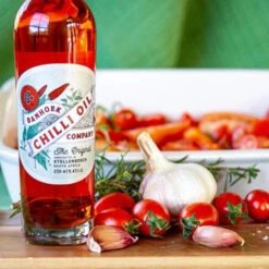 Banhoek Chilli Oil Garlic 250ml -The Savanna 15 July 2022 Facebook 1 copy Medium 02ada874 e10b 4e73 b530 67f38eee9c36