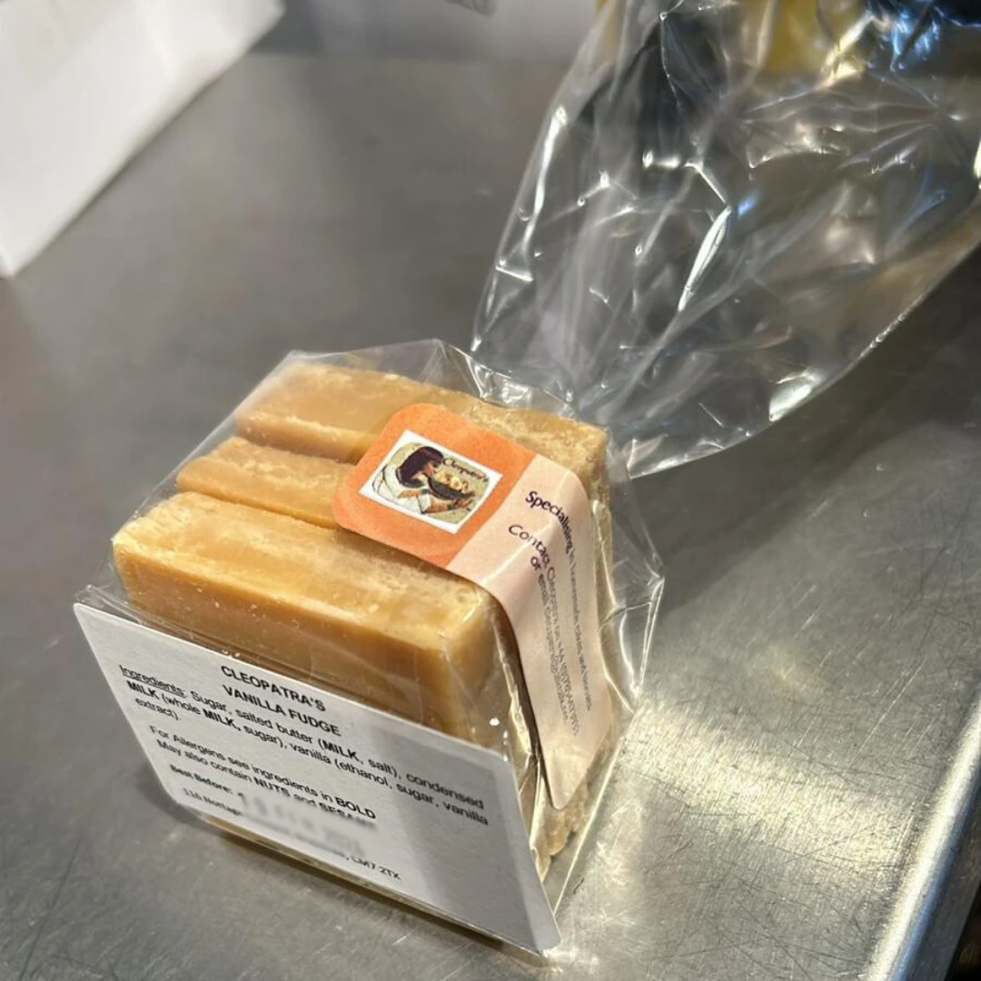 Cleopatra Fudge X3 4 Cleopatra Fudge X3 - Image 2